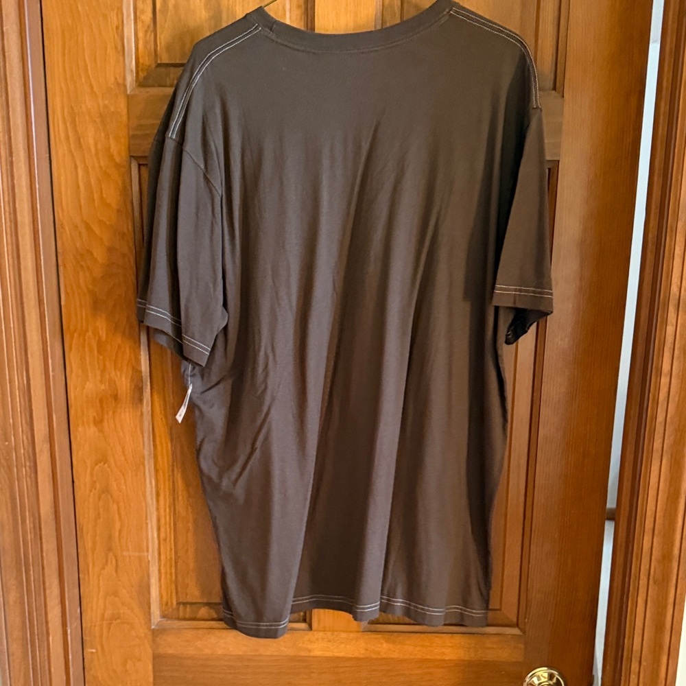 Walt Disney Mikey Mouse Commemorative Graphic Tee - Picture 4 of 5
